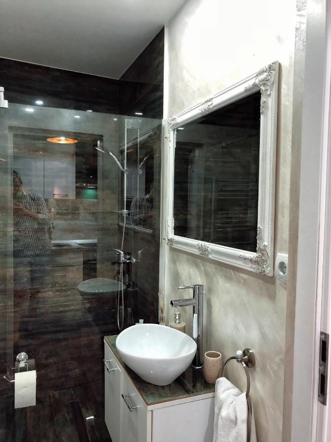 Veraci Apartments Sibiu Luaran gambar